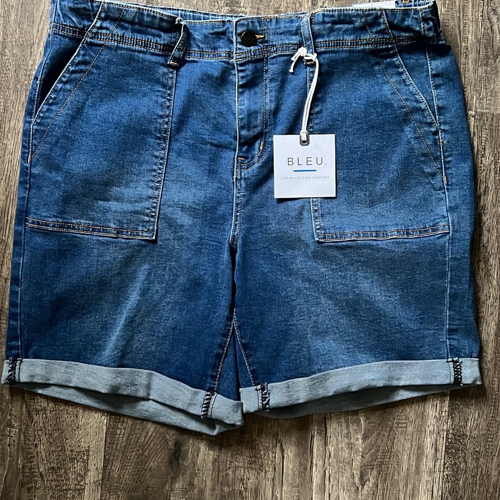 Bleu Denim Shorts